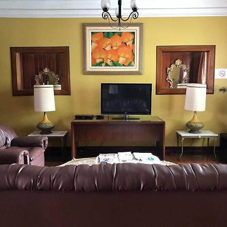 Hotel Miraflores Lodge Лима Экстерьер фото